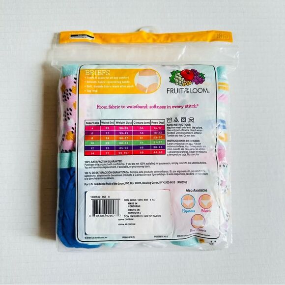 Reebok Girl Socks, Briefs and Water Bottle NEW - Picture 5 of 5